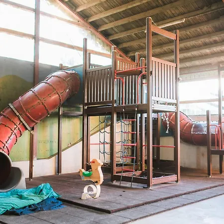 Hof Koehne Haus Am Spielplatz - Schaf シュマレンベルク